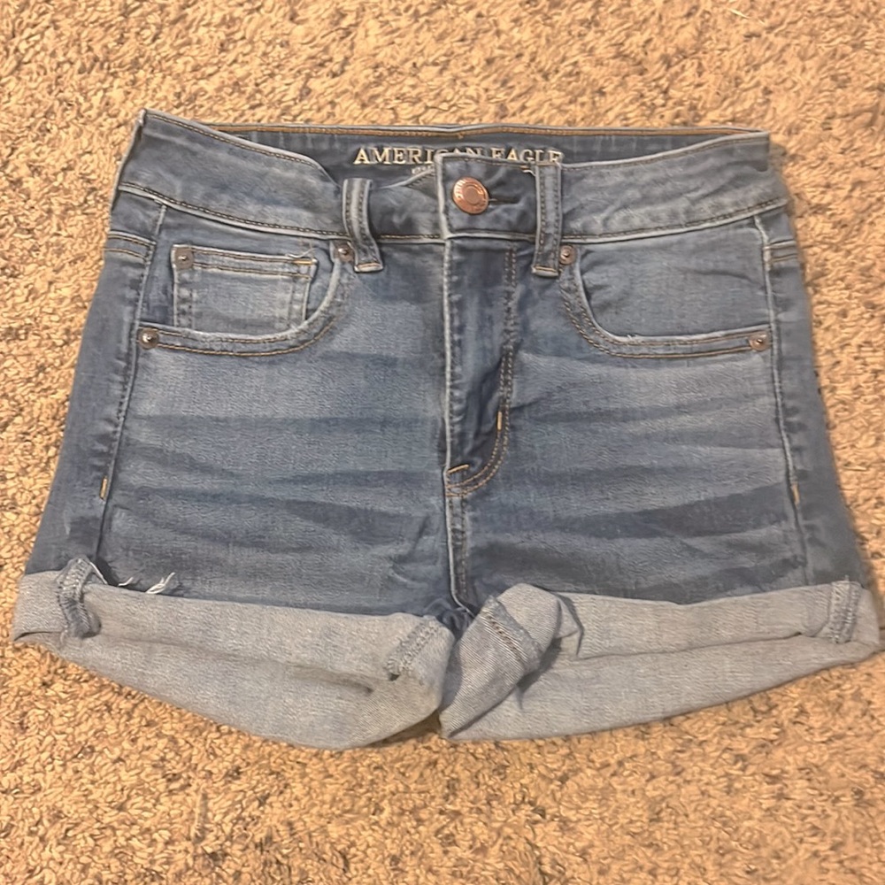 Light jean shorts
